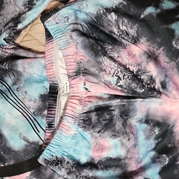 NEW SHEIN kids hoodie & Sweatpants set! - Picture 4 of 7